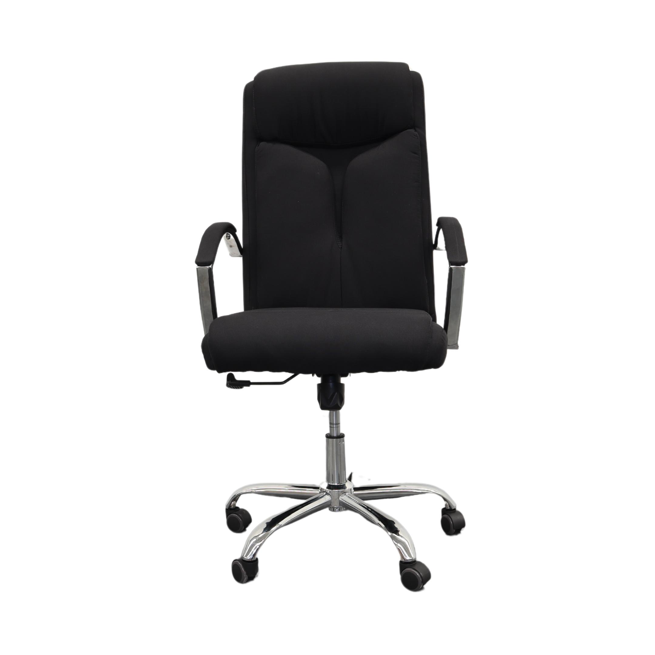 Silla Gerencial Negra modelo VEGA, Piston de Altura Ajustable, Reposa Brazos, Base Metalica, 5 Llantas